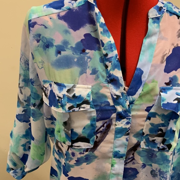 Le Château. Ladies blouse. - Picture 3 of 9